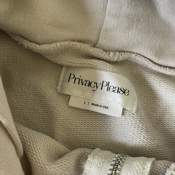 Privacy Please short and jacket set - Picture 3 of 4